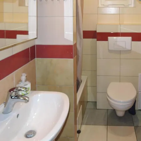 Vakantiehuis Near Lagoon, Cleaning Included Szczecin